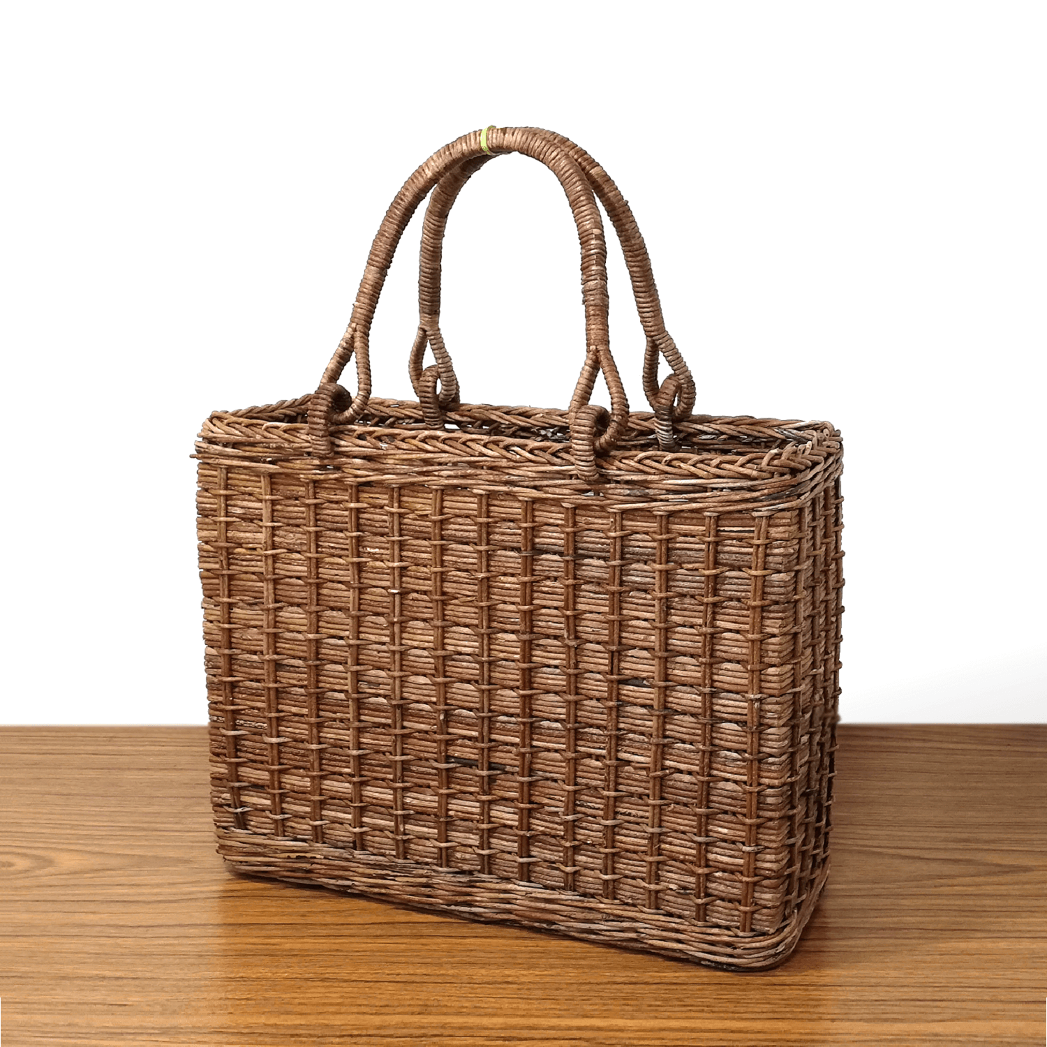 あけび-かごバッグ｜畝（うね）編み｜中サイズ｜四角底｜薄型